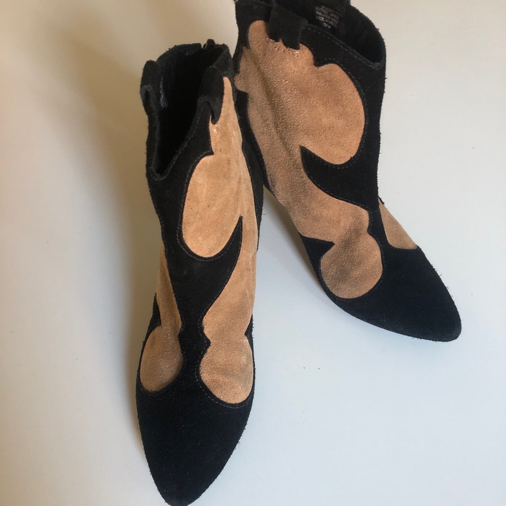 Matisse Black and Tan Western Cowboy Boots